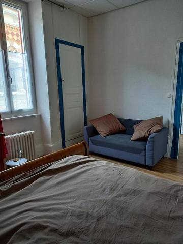 Gîte pour 2 personnes dans Thermes De Neris Les Bains Neris Les Bains