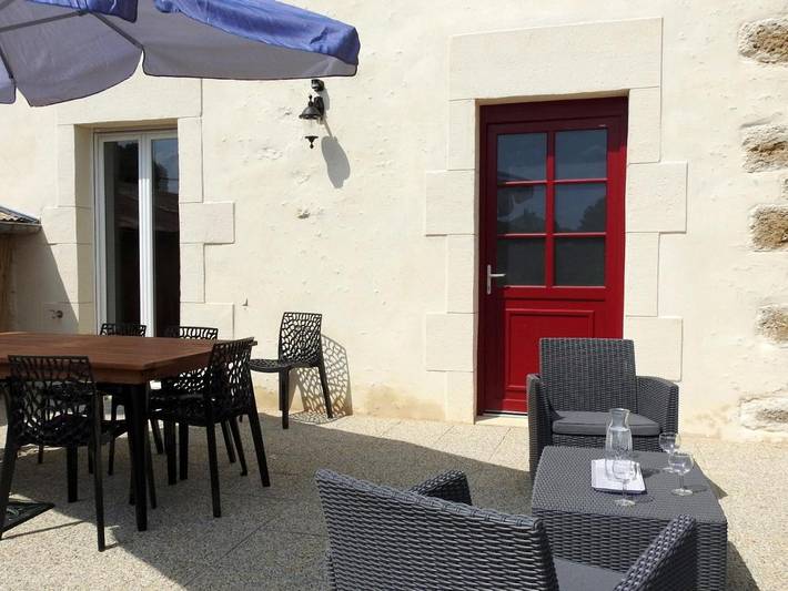 Location de vacances pour 4 personnes, avec jardin et terrasse dans Dommartin-le-Franc - 3