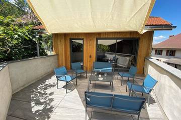 Gîte pour 8 personnes, avec jacuzzi et terrasse à Giez