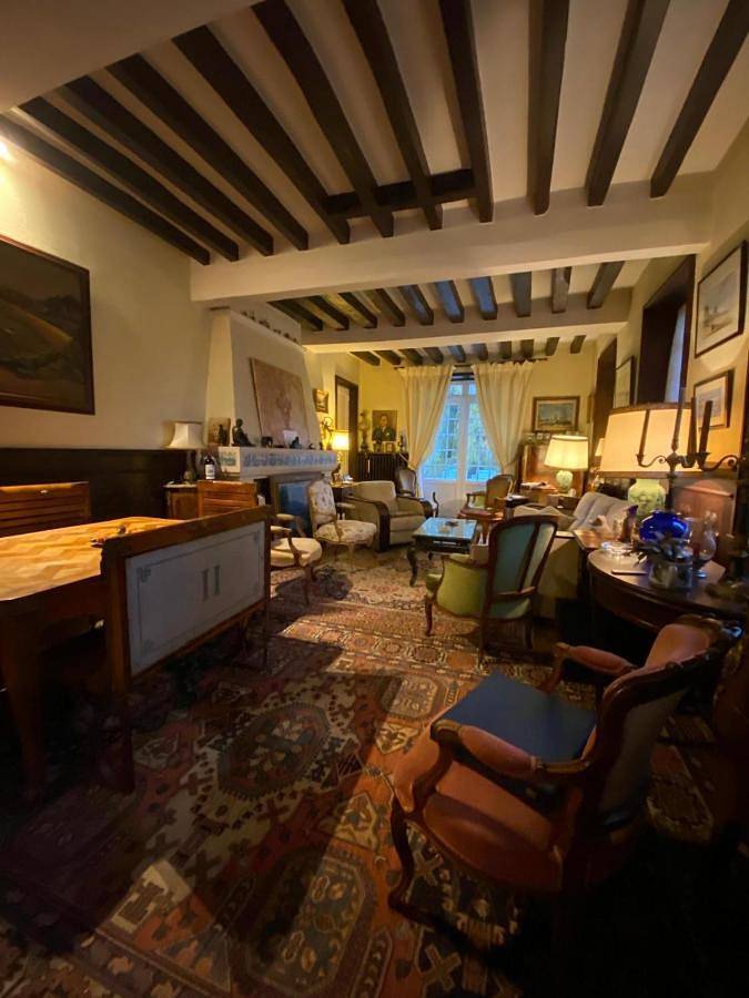 Location de vacances pour 7 personnes, avec terrasse, animaux acceptés à Ménilles - 3