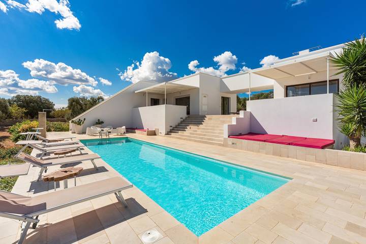 Location de vacances pour 10 personnes, avec Jardin et Piscine à Carovigno - 3