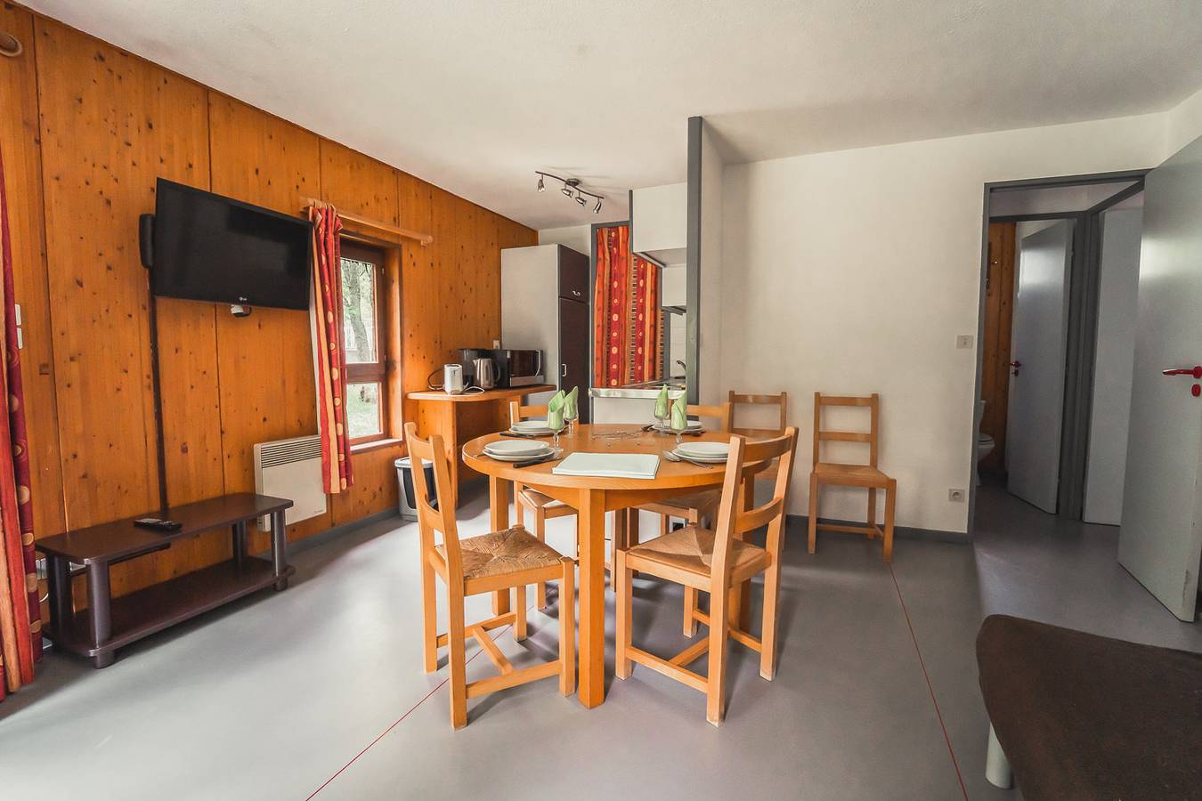 Chalet du golf 4/6 personnes - Golf des Gorges du Tarn in La Canourgue, Région de Mende