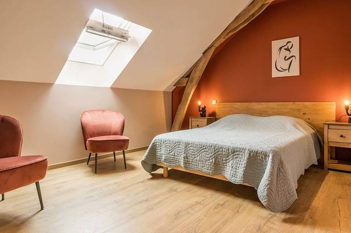 Gîte pour 15 personnes, avec jardin et jacuzzi dans Loireauxence - 2