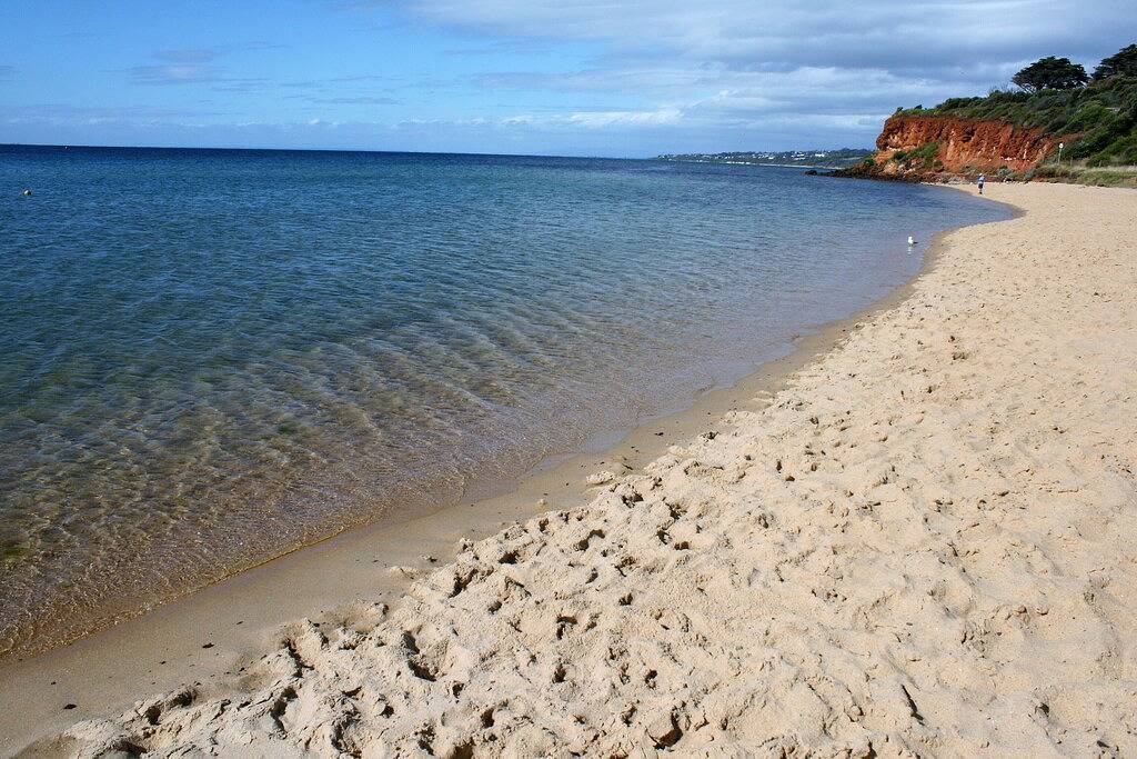 Ganze Wohnung, Mornington Beach Apartment # 5: Direkt gegenüber dem Strand mit toller Aussicht. in Melbourne, Mornington Peninsula