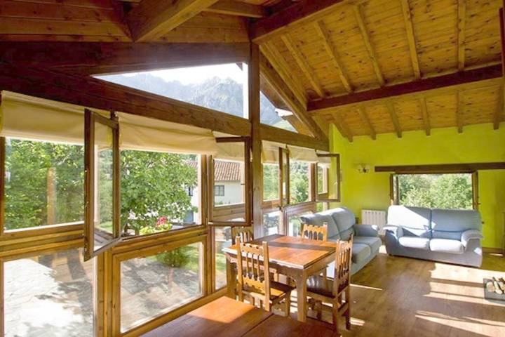 Apartamento de vacaciones para 4 personas, con vistas y jardín en Liébana - 2