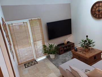 Gîte pour 4 personnes, avec jardin à Lisses