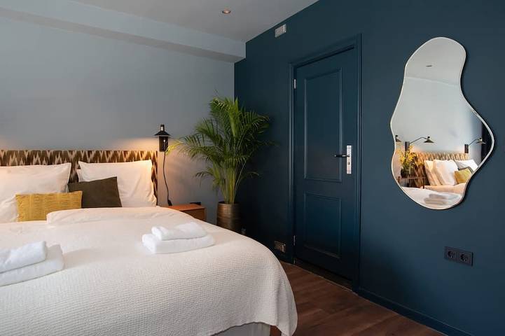Six Boutique Hotel - Deluxe Quadruple Room in Haarlem, Mer du Nord Pays-Bas