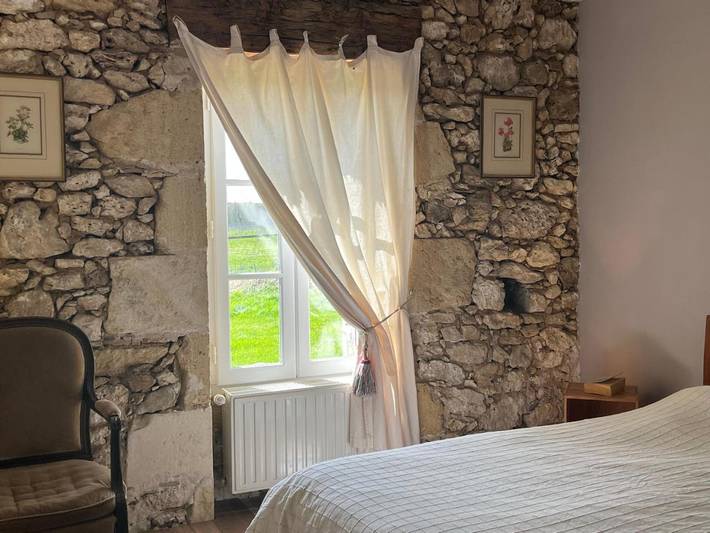 Location de vacances pour 12 personnes, avec jardin ainsi que vue et piscine, adapté aux familles à Saint-Quentin-de-Caplong - 4