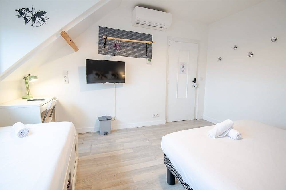 Apartamento entero, Escapade-Room with shared bathroom in Tours, Región de Tours