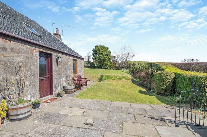 Cottage for 4 people, with garden, with pets on Isle of Arran