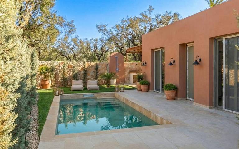 Villa für 3 Personen, mit Terrasse und Garten - 1