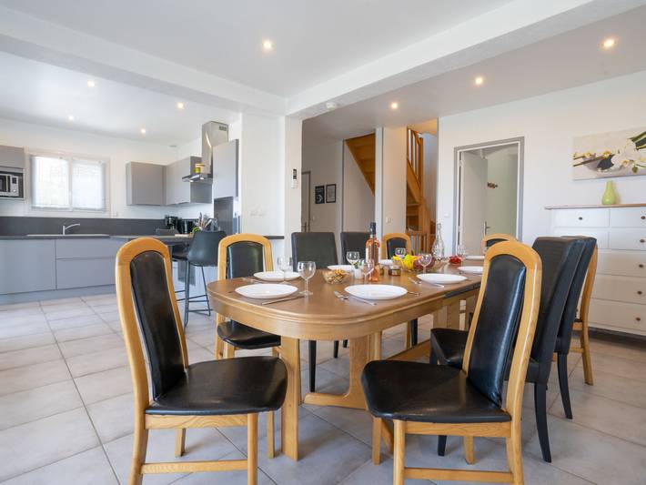 Location de vacances pour 10 personnes, avec jardin, animaux acceptés dans Plage Du Grand Boucharel Saint Aygulf - 4