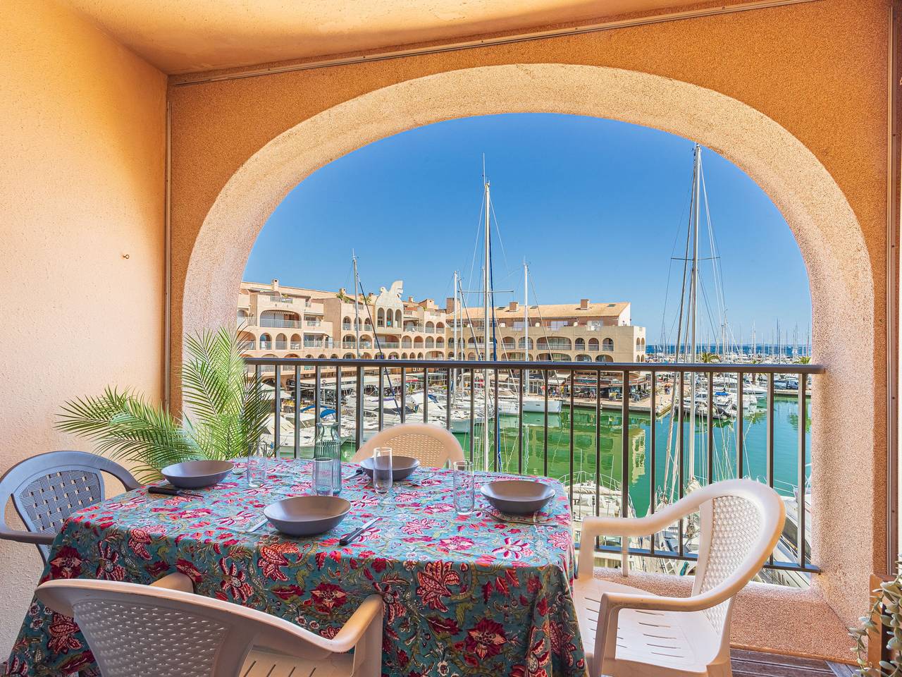 Appartement entier, Port de la Gavine I in Hyeres, Parc national de Port-Cros