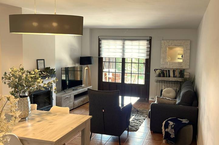 Apartamento de vacaciones para 6 personas, con piscina para niños y jardín - 1