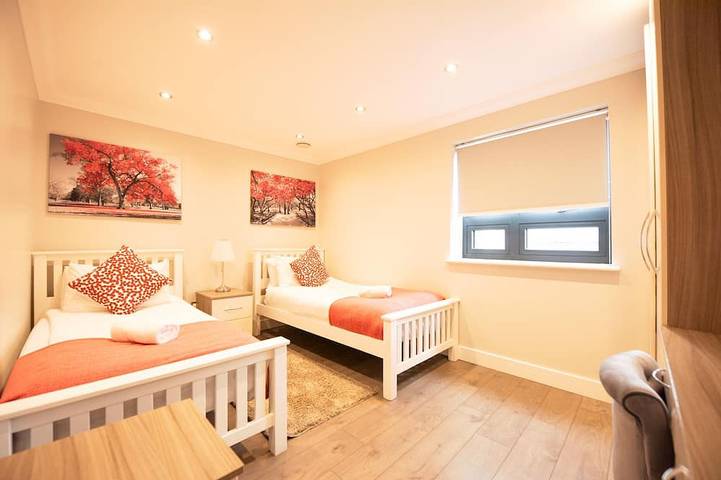 Apartment for 4 people, with balcony in Reading