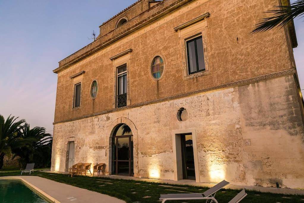 Old Villas Greco 1888 luxury swimming pool in Cutrofiano, Provincia di Lecce