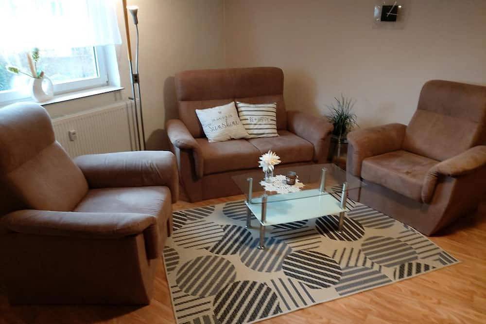 Ganze Wohnung, Fewo Wolf - Appartement/Fewo, Bad, Wc, 1 Schlafraum in Einbeck, Weserbergland