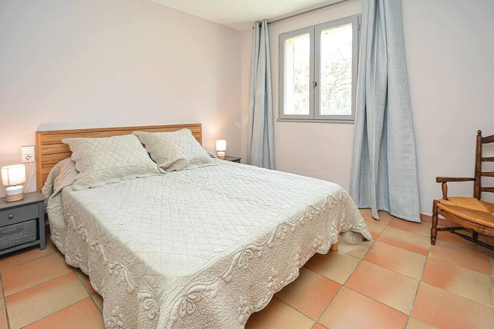 Stunning home in Saint-Rémy-de-Provence in Saint-Rémy-de-Provence, Arles region