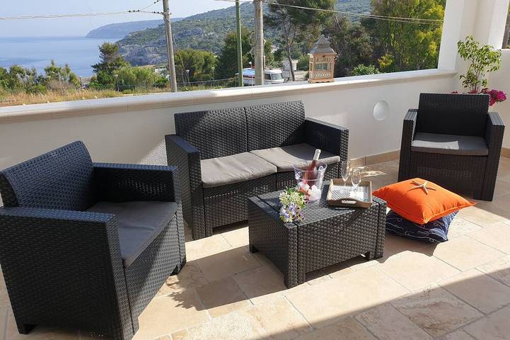 Location de vacances pour 4 personnes, avec balcon à Novaglie