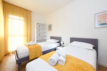 Loft per 5 Persone in Desenzano del Garda, Prealpi Gardesane, Foto 2