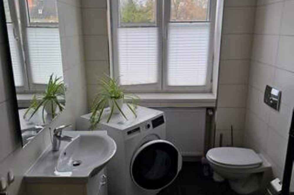 Ganze Wohnung, Ferienwohnung/App. für 2 Gäste mit 65m² in Leuna in Leuna, Saale-Unstrut