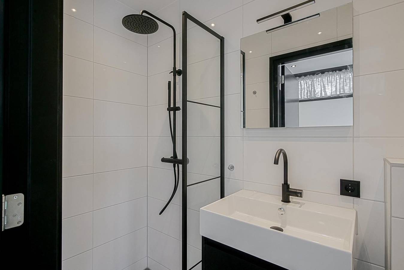 Vrijheid aan de kust — Zeevonk in Julianadorp aan Zee, Julianadorp