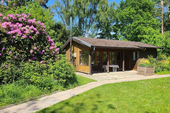 Ferienhaus für 4 Personen, mit Terrasse und Garten