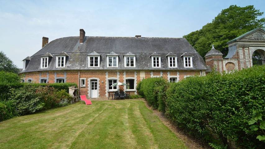 Location de vacances pour 6 personnes, avec jardin à Gouy-Saint-André