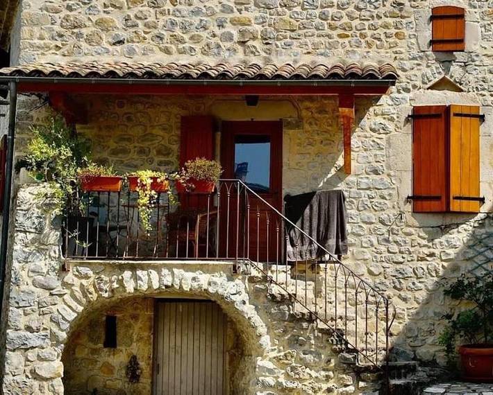 Maison d’hôte pour 2 personnes, avec terrasse, animaux acceptés à Saint-Maurice-d'Ibie