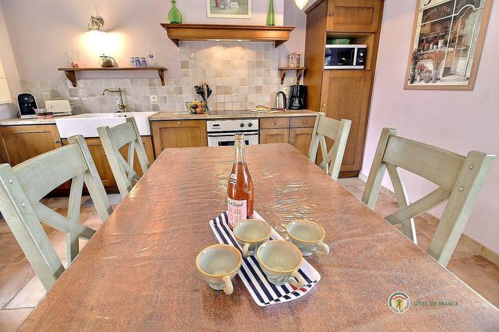 Gîte pour 4 personnes, avec jardin à Paimpol - 4