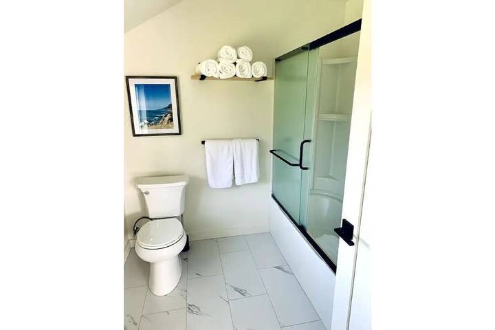 Apartamento de vacaciones para 6 personas, con jardín además de jacuzzi y balcón - 1