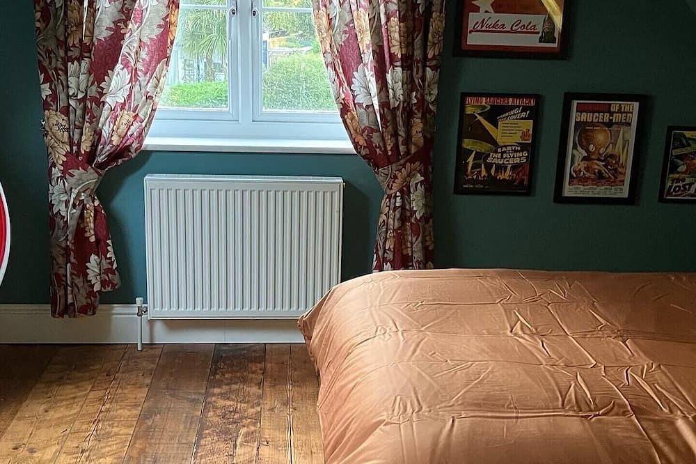 Boutique, 4 bedroom detached house in Teignmouth, Devon