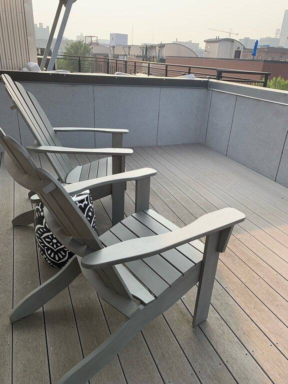 Modern 2 bedroom Townhouse, steps to the Old Market. Ideal Location in Omaha, Nebraska