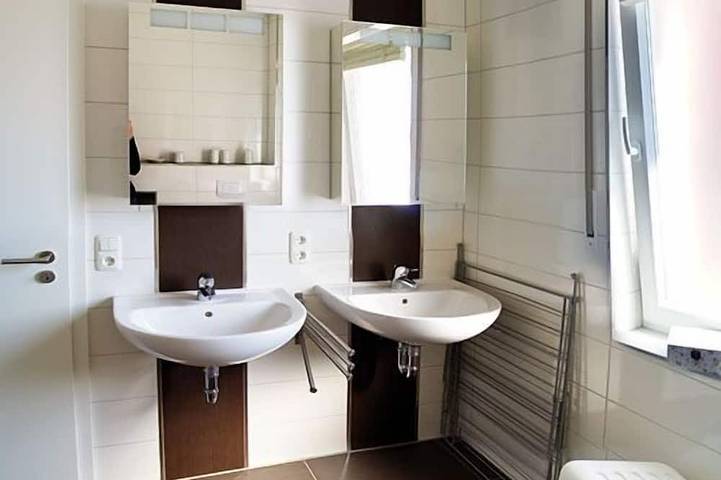 Hütte für 5 Personen, mit Terrasse und Garten auf Fehmarn - 4