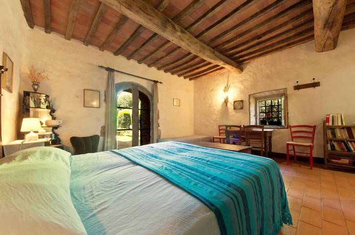 Agriturismo per 8 persone, con Balcone e Idromassaggio nonché Terrazza e Giardino a Civitella Paganico