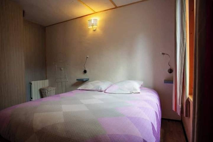 Location de vacances pour 6 personnes, avec jardin et terrasse, animaux acceptés à Bullion (homonymie) - 2
