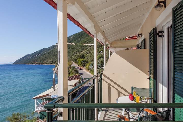 Gîte pour 3 personnes, avec Balcon à Leucade - 4