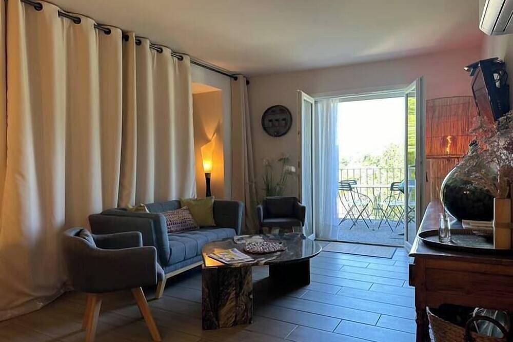 Appartement entier, Le Bambou Lodge les pieds dans l'eau in Anduze, Parc national des Cévennes
