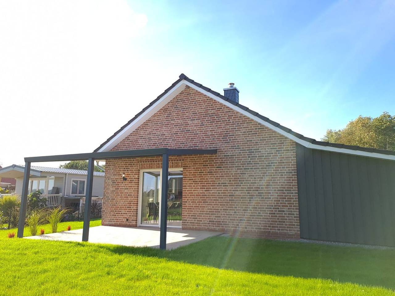 Küstenbrise – hundefreundliches Ferienhaus mit Sauna an der Nordseeküste in Sehestedt (Jade), Jade