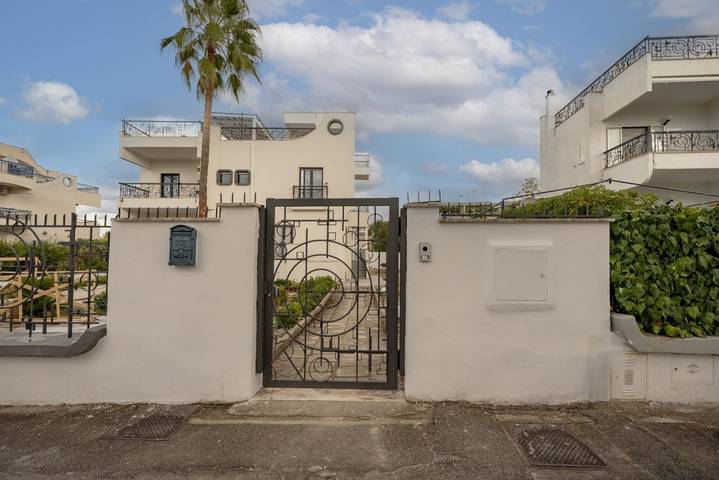 Gîte pour 2 personnes, avec jardin dans Torre a Mare - 2