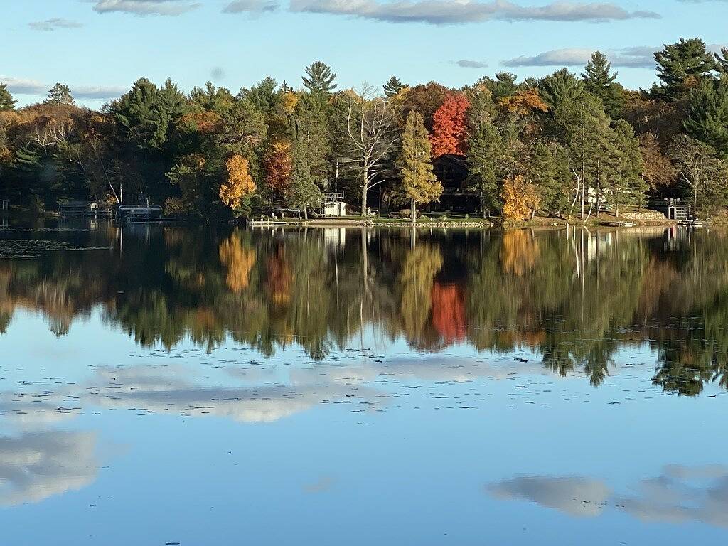 Crosslake Family Lake Retreat + Guest Cabin - Sleeps 13 - Dock - Minutes to Town in Crosslake, Crow Wing County