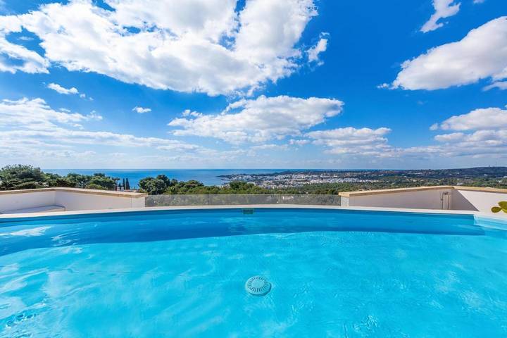 Villa pour 6 personnes, avec terrasse ainsi que piscine et jardin, animaux acceptés dans Santa Maria di Leuca - 2