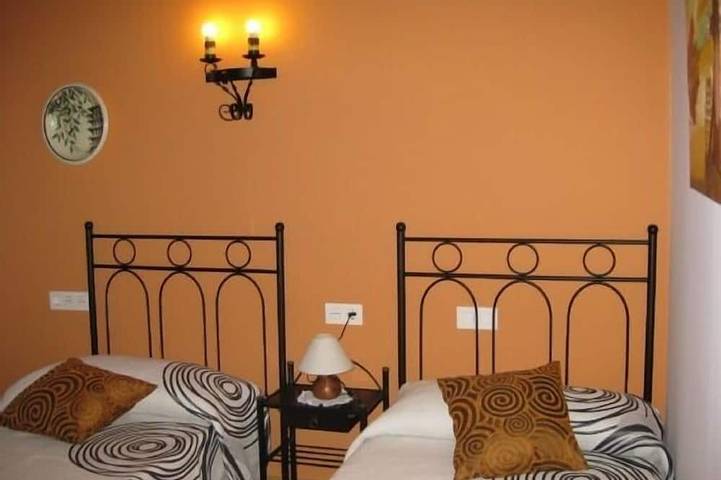 Gîte pour 4 personnes, avec jardin