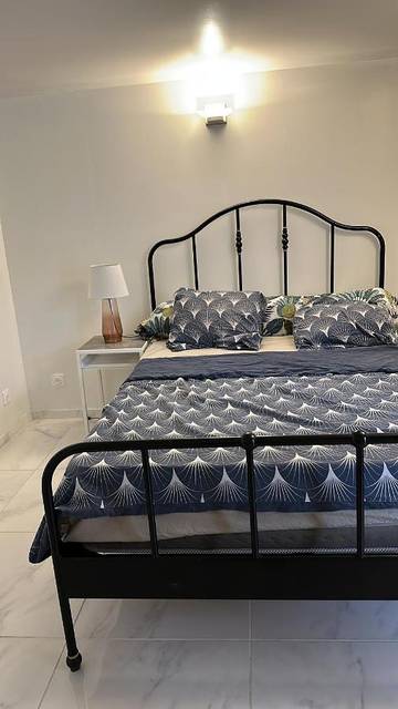 Gîte pour 2 personnes, avec jardin à Limay (homonymie)