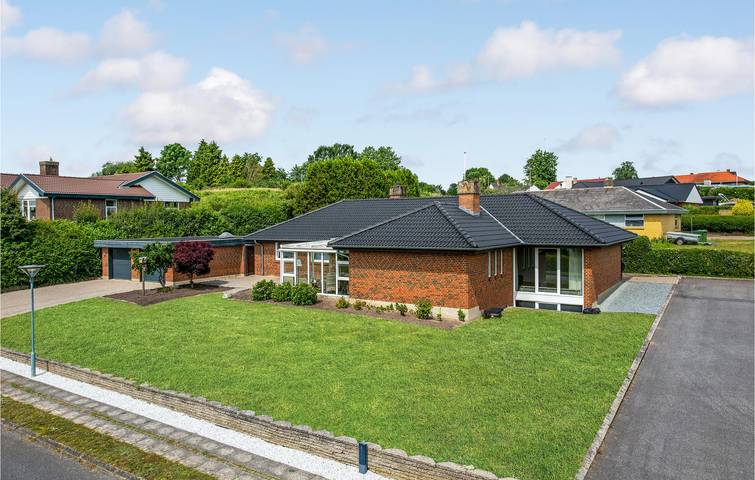 Ferienhaus für 6 Personen, mit Terrasse und Garten in Kruså - 2