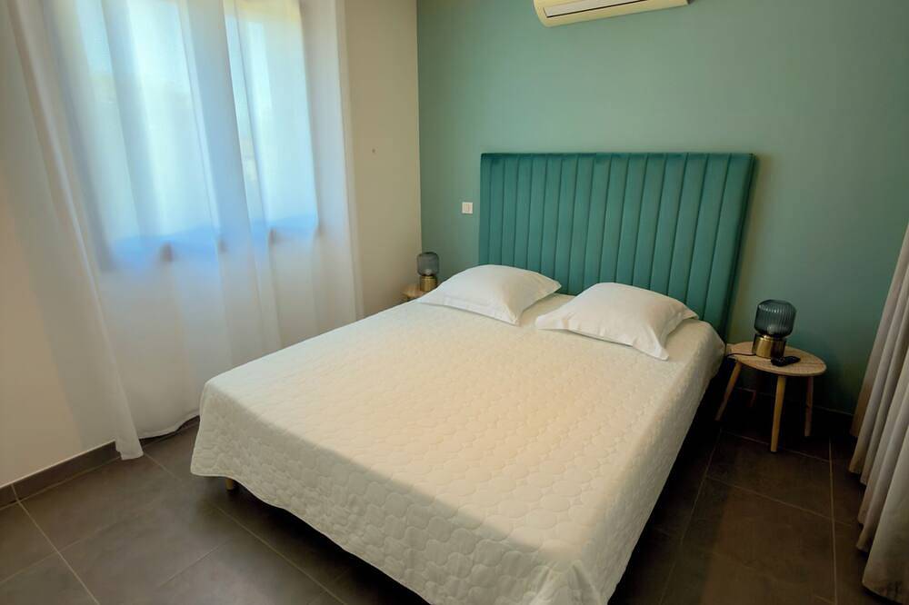 Komfortable Villa mit beheiztem Pool und Spa zwischen Meer und Bergen in Aléria, Corte und Umgebung
