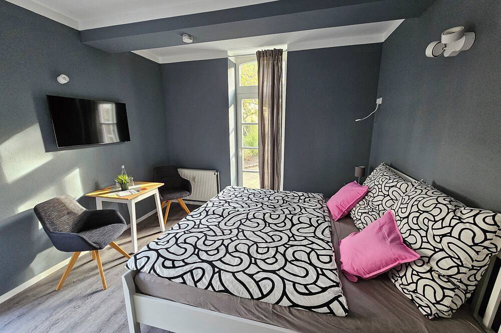 Ganze Wohnung, Stadtnahe Ferienwohnung in Celles bester Lage in Celle, Aller-Leine-Tal