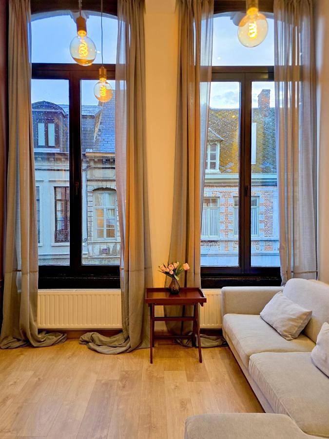Geheel appartement, Duplex Apartment in Mons Center 3 in Mons (Hennegau), Henegouwen