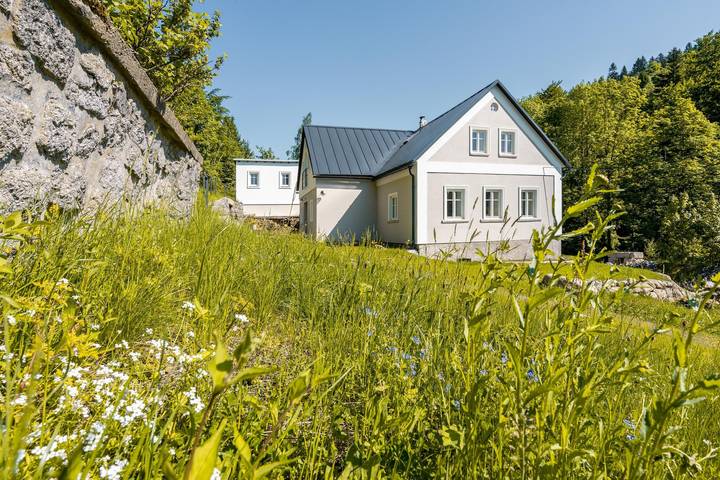 Ferienhaus für 11 Personen, mit Sauna und Garten sowie Balkon, mit Haustier