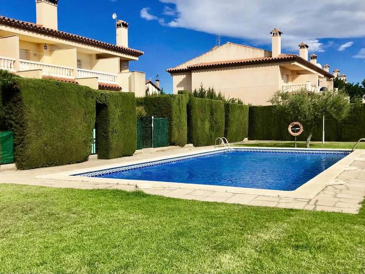 Chalet para 4 personas, con jardín y piscina en Baix Camp - 3